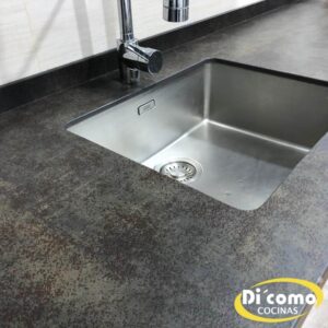 64-300x300 5 Ventajas de renovar tu vieja cocina