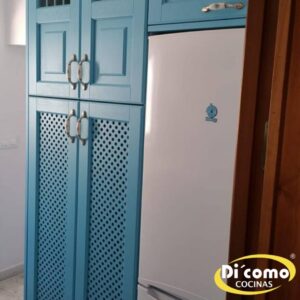 28-300x300 Cómo quedaría mi cocina de color azul