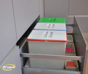 12-300x251 5 Ventajas de renovar tu vieja cocina