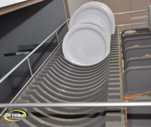 14-300x251 5 Ventajas de renovar tu vieja cocina