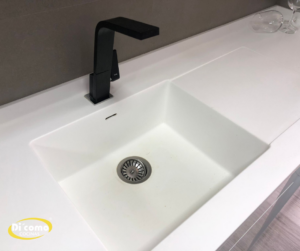 14-1-300x251 5 Ventajas de renovar tu vieja cocina