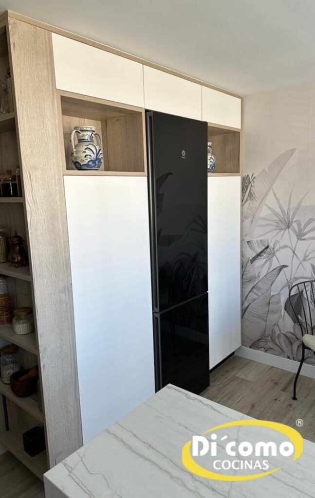 8-1-647x1024 Celebrando un Año de Innovación y Gratitud - Nuestras Últimas Creaciones en Sevilla y Nuestros Mejores Deseos para 2024