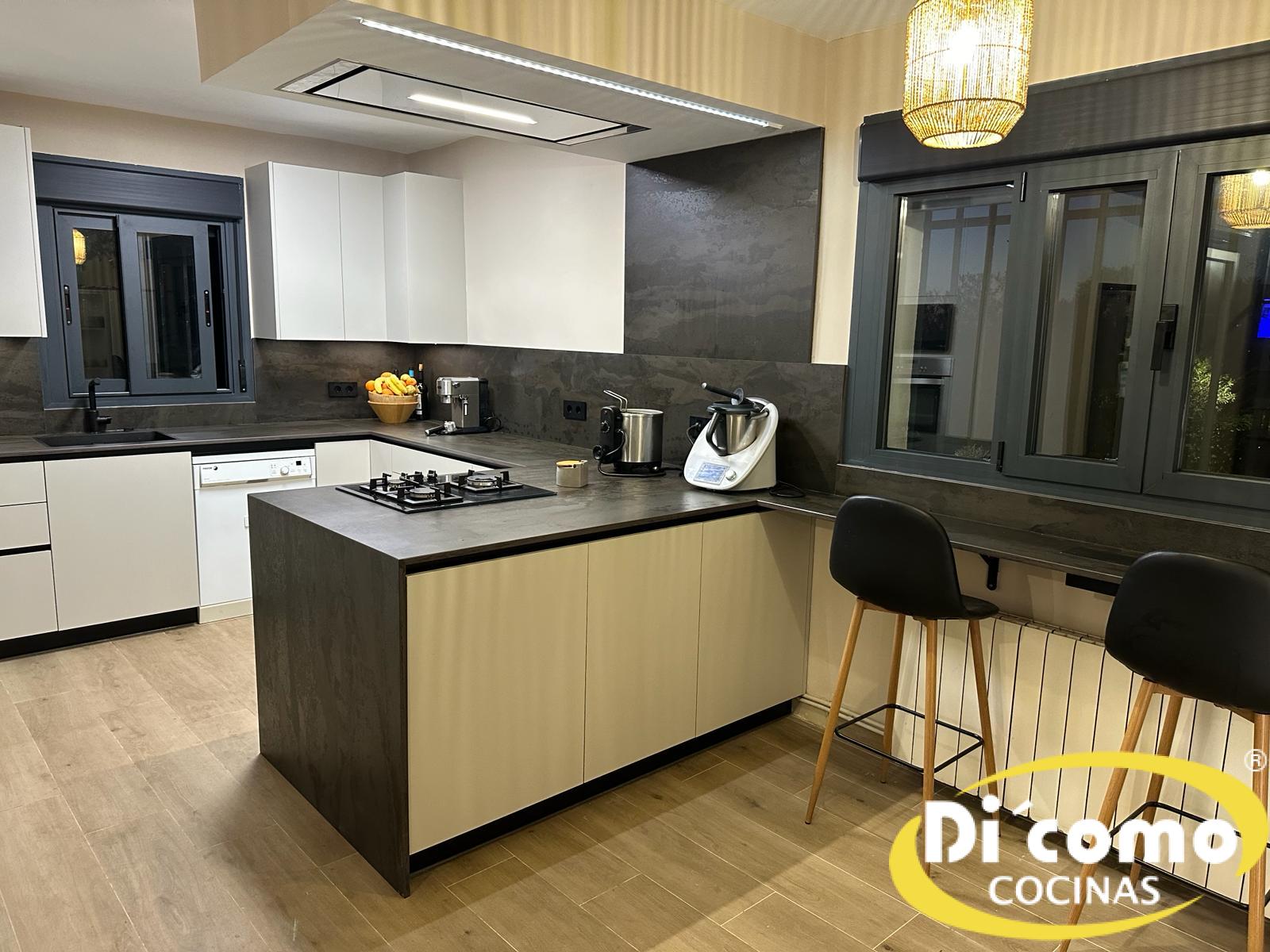 Tendencias de Colores para Cocinas: Dale un Toque Moderno a tu Hogar con Di’Como Cocinas