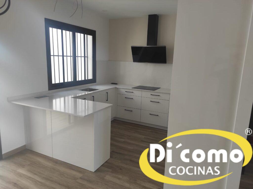 Cocinas en Tonos Oscuros o Claros: ¿Cuál es la Mejor Opción para Tu Hogar? Cocinas Sevilla copia-de-whatsapp-image-2024-05-13-at-202724-7-1-1024x766 Cocinas en Tonos Oscuros o Claros: ¿Cuál es la Mejor Opción para Tu Hogar?