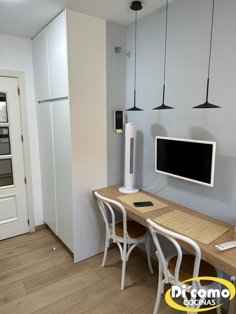 Cocinas modernas vs. cocinas clásicas: ¿Cuál elegir para tu hogar?