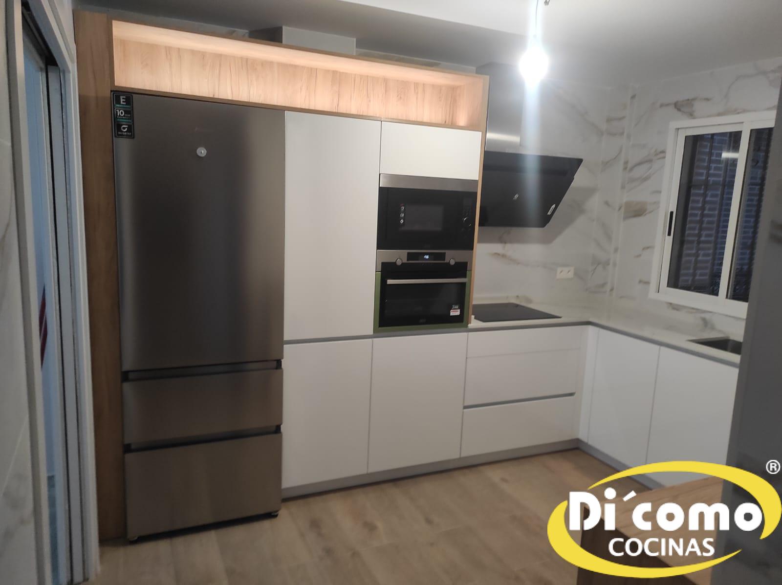 ¡Celebra el Black Friday en Di´Como Cocinas en Sevilla y Obtén un 15% de Descuento Esta Semana!