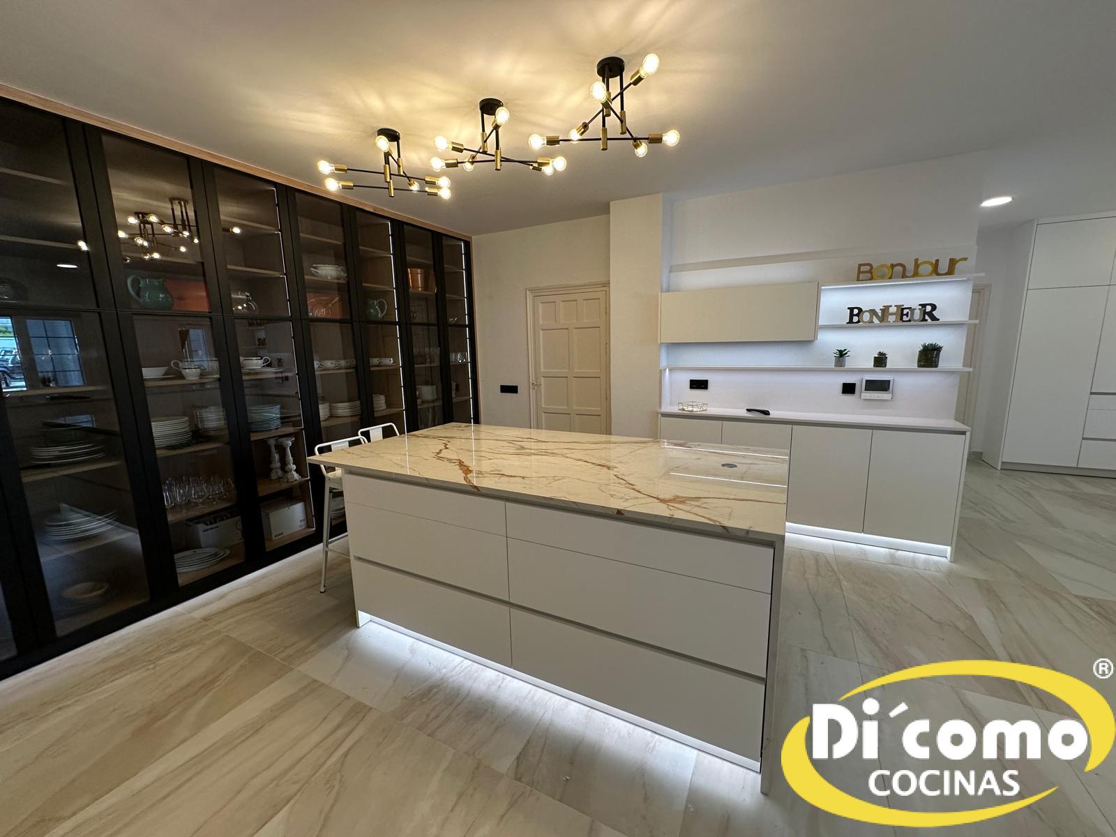 Cocinas Modernas en Sevilla: Estilo, Funcionalidad y Calidad para Tu Hogar