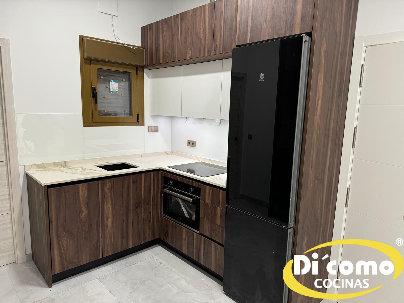 Reformas de cocina en Sevilla sin complicaciones: transforma tu espacio con Di´Como Cocinas